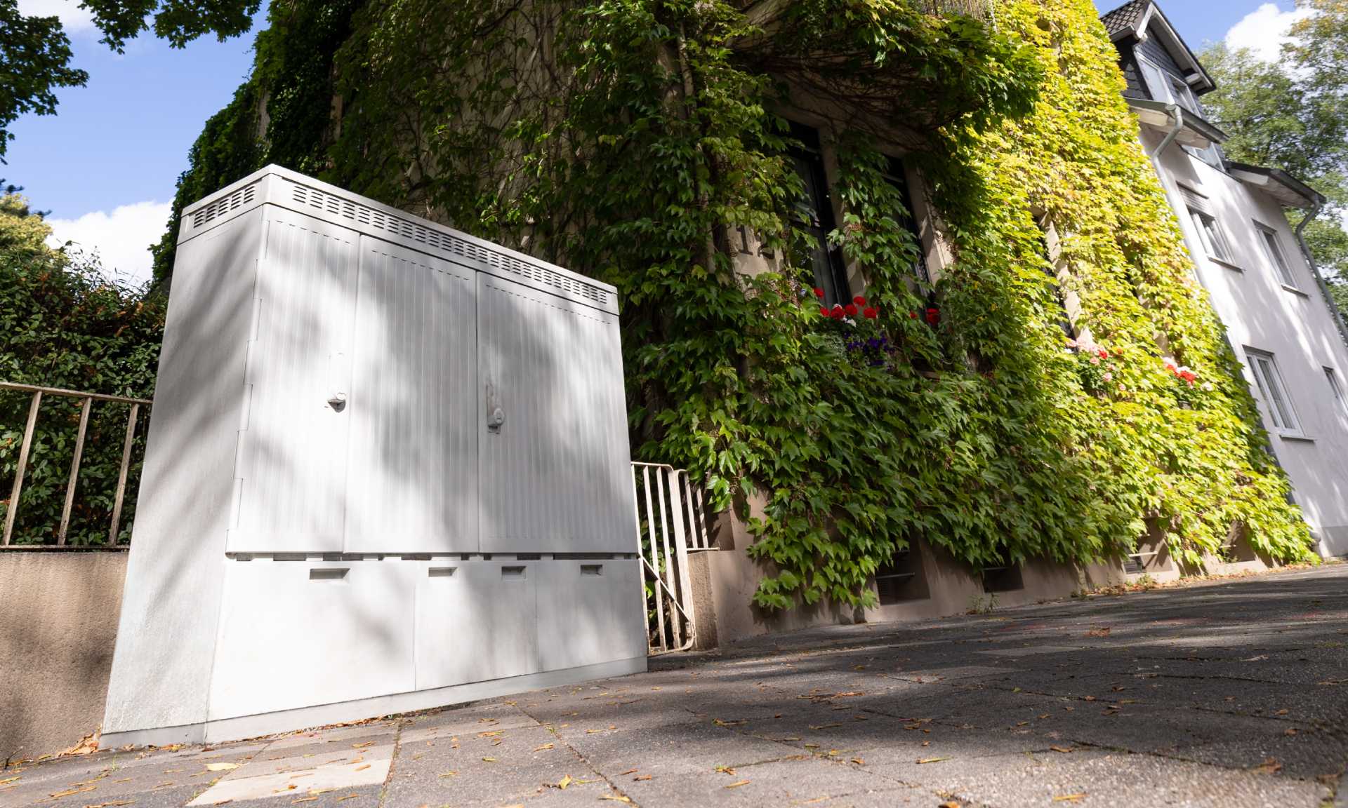 Bringing the benefits of digital access management to outdoor infrastructure